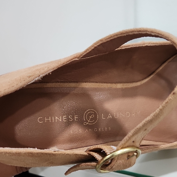 Chinese Laundry Tan Platform Mary Jane Heels - Picture 6 of 8